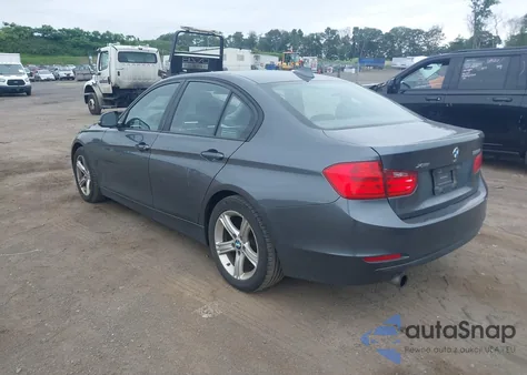 2015 BMW 320I xDrive z USA, uszkodzony, nr VIN WBA3C3G59FNS74054